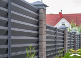 Реальные фотографии забора жалюзи с объекта д. Задомля