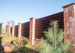 Реальные фотографии забора жалюзи с объекта Минск