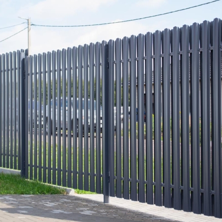 Реальные фотографии евроштакетника с объекта СТ На Птичи