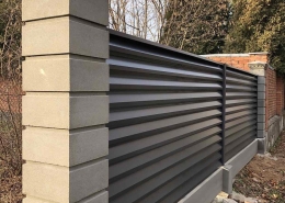 Реальные фотографии забора жалюзи с объекта Сенница