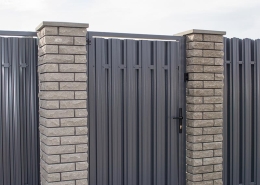 Реальные фотографии евроштакетника с объекта СТ На Птичи