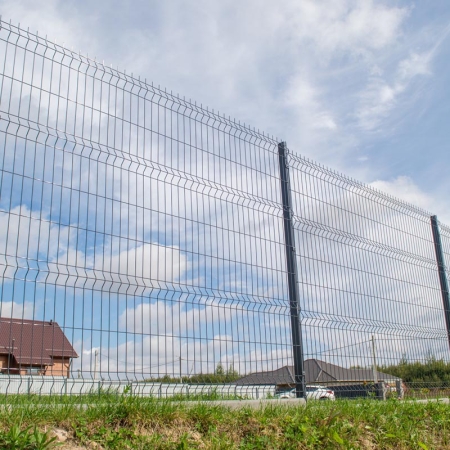 Реальные фотографии евроштакетника с объекта СТ На Птичи