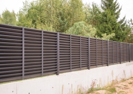 Реальные фотографии забора жалюзи с объекта д. Сосновое