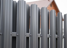 Реальные фотографии евроштакетника с объекта СТ На Птичи