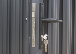 Реальные фотографии евроштакетника с объекта СТ На Птичи