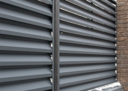 Реальные фотографии забора жалюзи с объекта с.т. Лесное 90