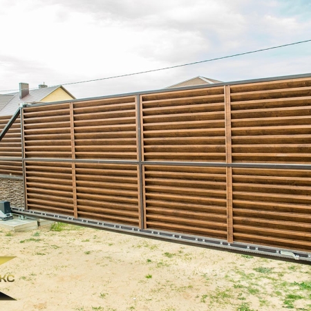 Реальные фотографии забора жалюзи с объекта г.п. Старобин