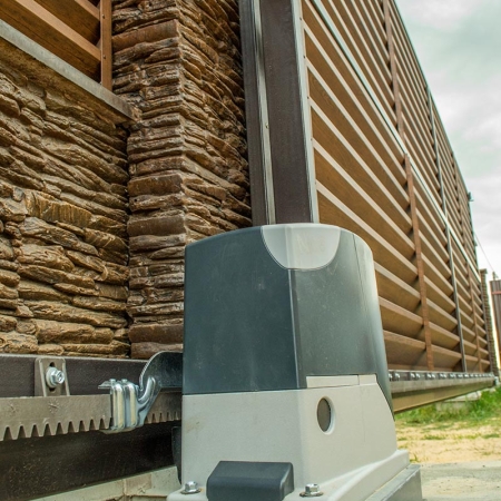 Реальные фотографии забора жалюзи с объекта г.п. Старобин