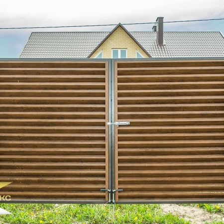Реальные фотографии забора жалюзи с объекта г.п. Старобин