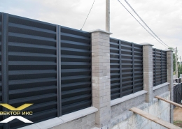 Реальные фотографии забора жалюзи с объекта пос. Ратомка