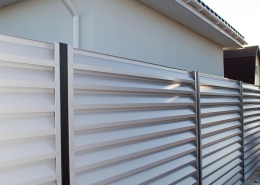 Реальные фотографии забора жалюзи с объекта с.т. Озеро