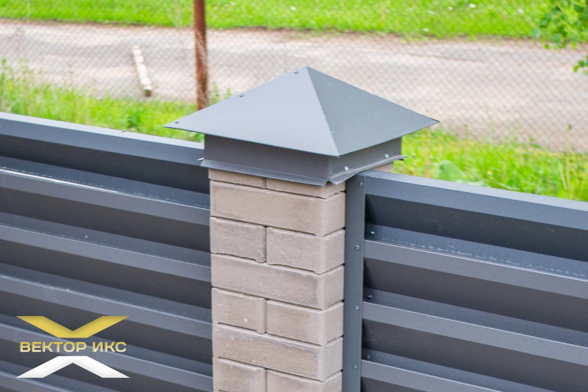 колпак на столб Купить комплектующие для забора из профнастила в Минске