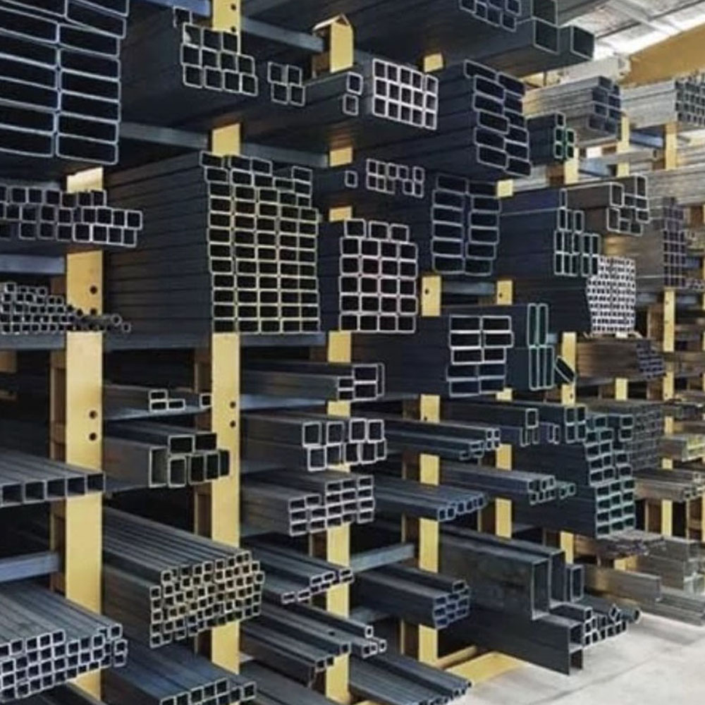 Купить металлические скамейки и лавки из ДПК доски в Минске