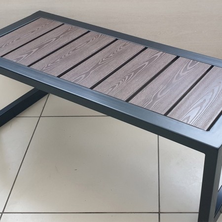 Купить металлические скамейки и лавки из ДПК доски в Минске