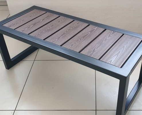 Купить металлические скамейки и лавки из ДПК доски в Минске