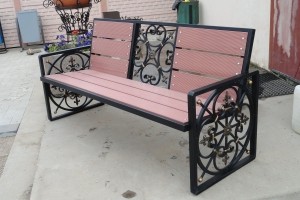 Купить металлические скамейки и лавки из ДПК доски в Минске