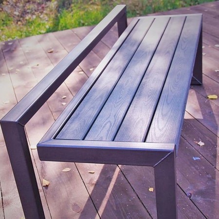 Купить металлические скамейки и лавки из ДПК доски в Минске