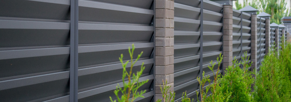 жалюзи главный экран-2 Купить металлический забор жалюзи в Минске: замер и монтаж